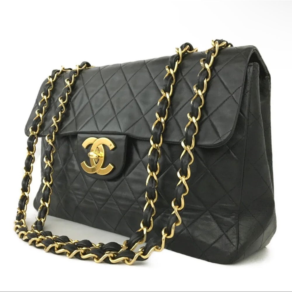 CHANEL Maxi Jumbo 34 Quilted Matelasse XL Lambskin vintage Crossbody flap Bag CC - Picture 6 of 15
